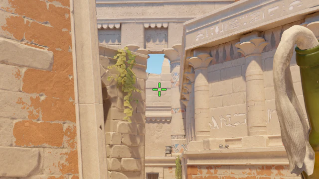 Where to aim before releasing the throw