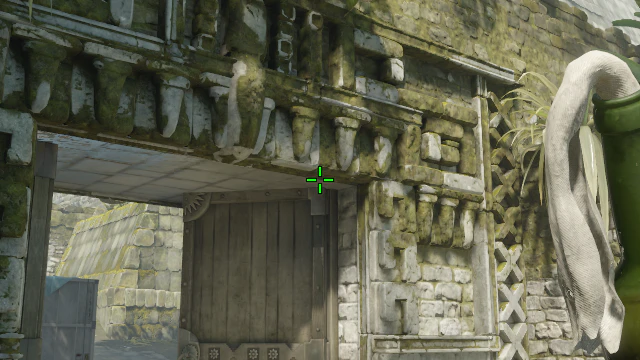 Where to aim before releasing the throw