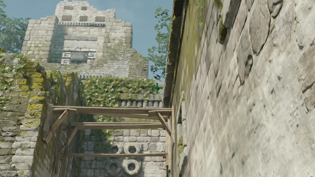 Where to aim before releasing the throw