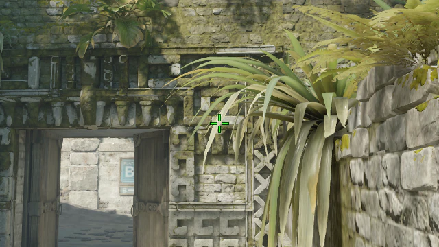 Where to aim before releasing the throw